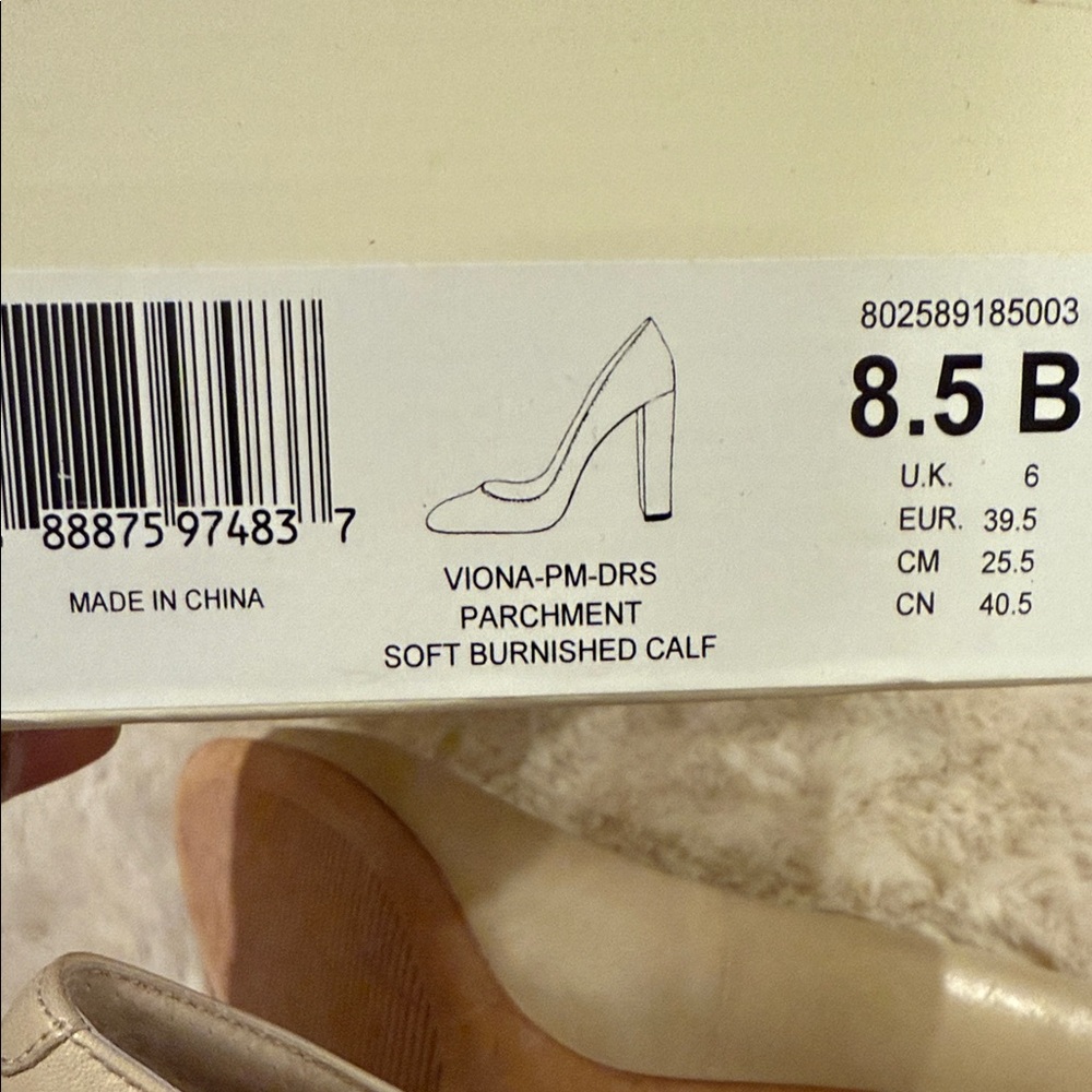 Lauren Ralph Lauren Viona Pumps - Picture 7 of 8